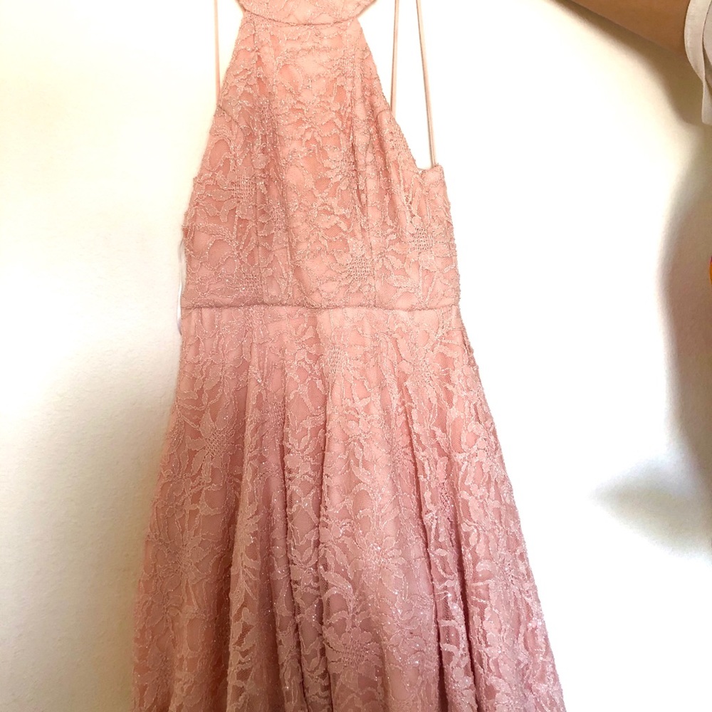 Short pink embroidered dress worn once